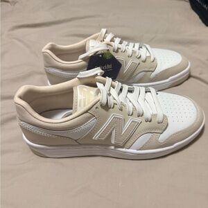 New Balance Men's Beige and White Sneakers